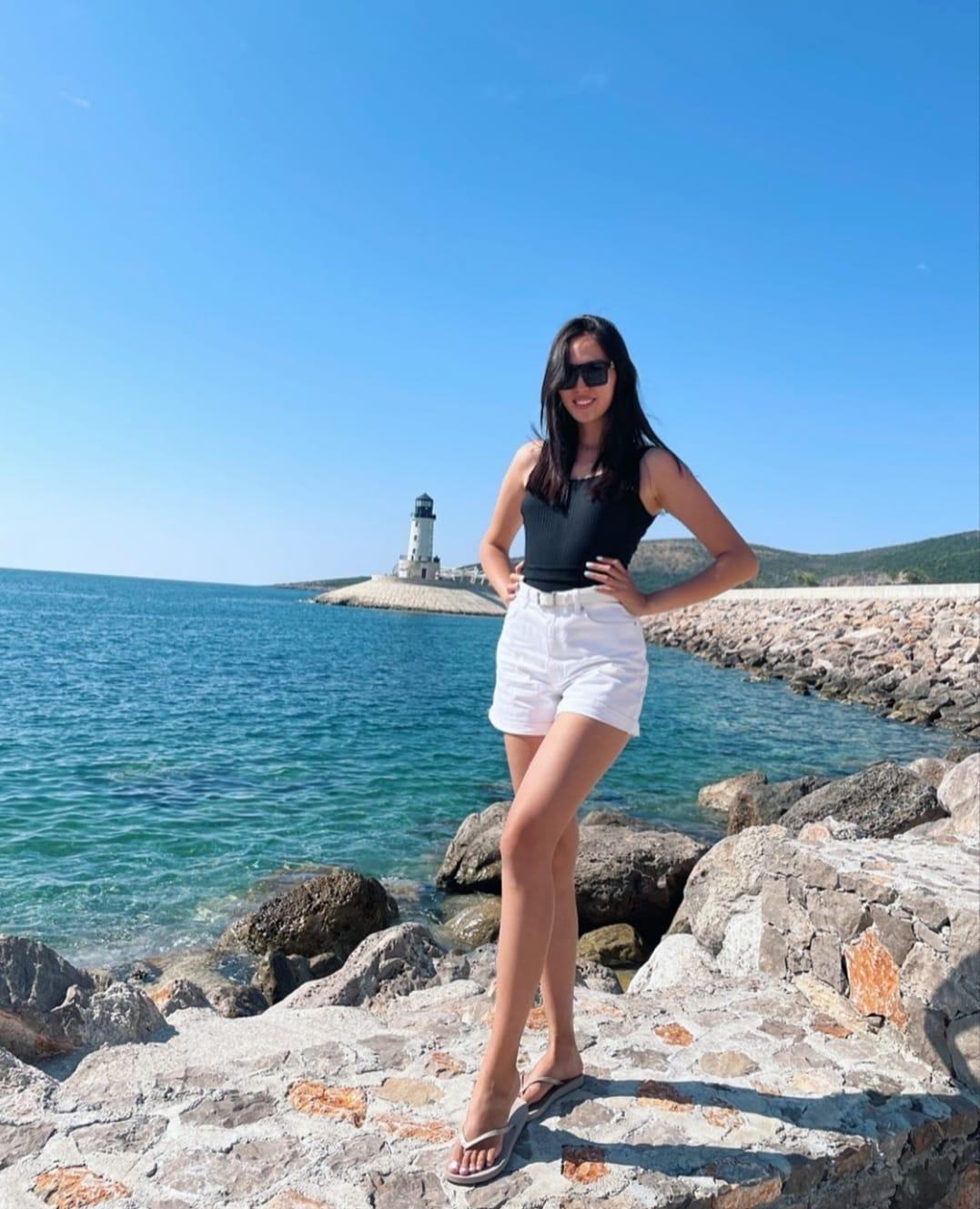 Caferağa’nın Fırtınalı Güzeli Escort Bayan İklim’in Tutkulu Rüzgarı