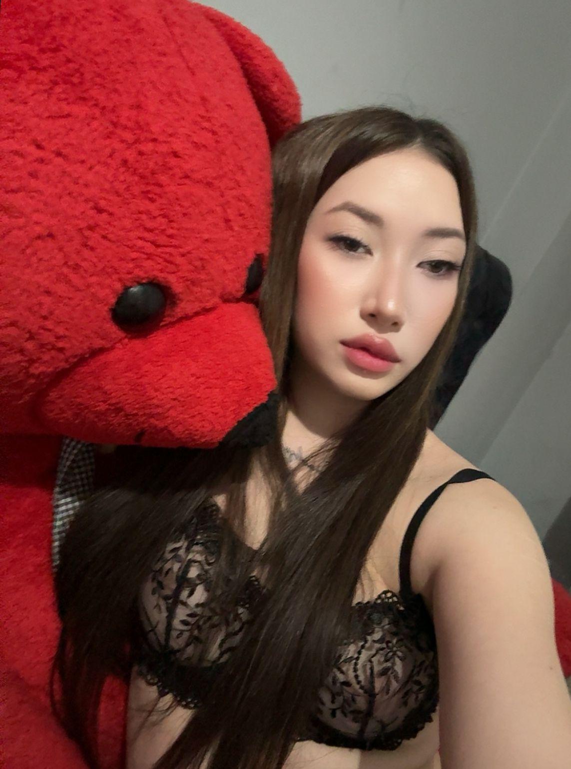 Suadiye Escort Bayan İklim